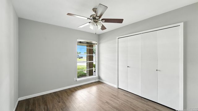 201 meadow, Schertz, TX 78154