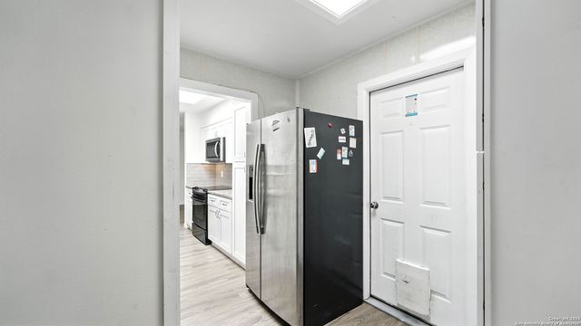 201 meadow, Schertz, TX 78154