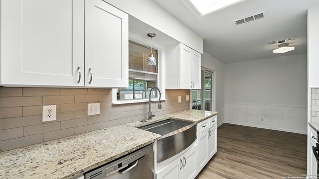 201 meadow, Schertz, TX 78154