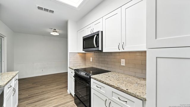 201 meadow, Schertz, TX 78154