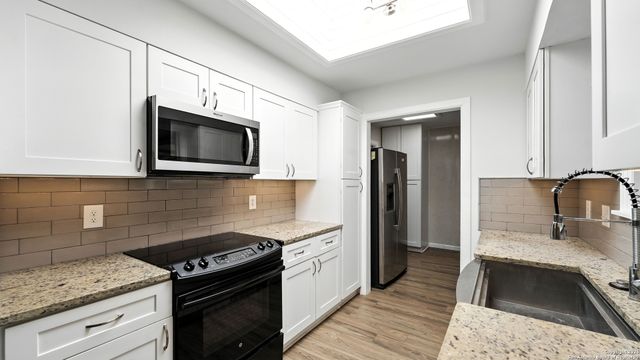 201 meadow, Schertz, TX 78154