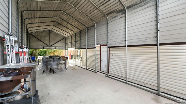 201 meadow, Schertz, TX 78154