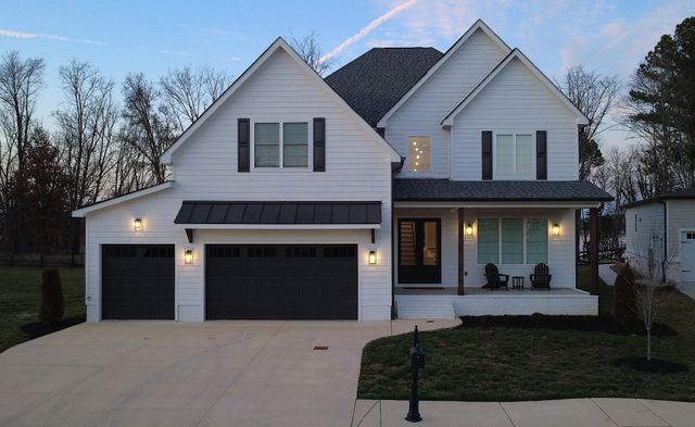 155 Hammock Dr, Winchester, TN 37398