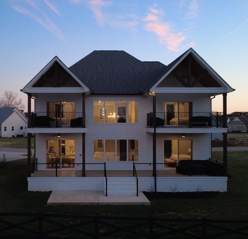 155 Hammock Dr, Winchester, TN 37398