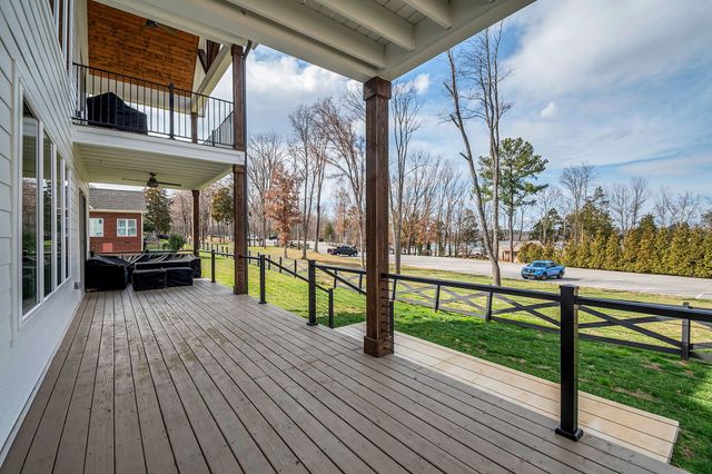 155 Hammock Dr, Winchester, TN 37398