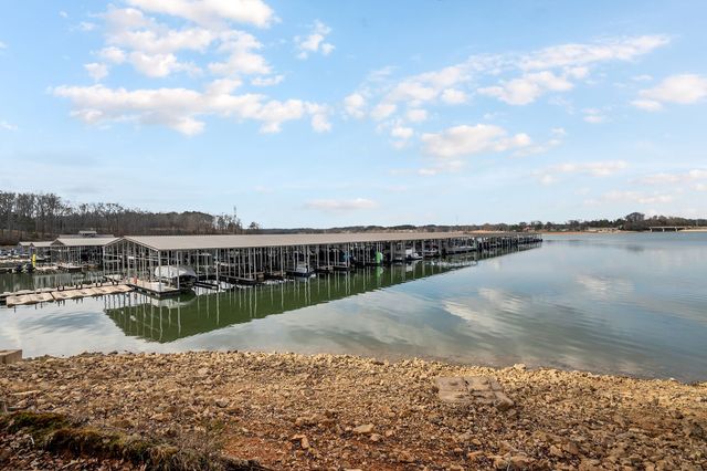 155 Hammock Dr, Winchester, TN 37398