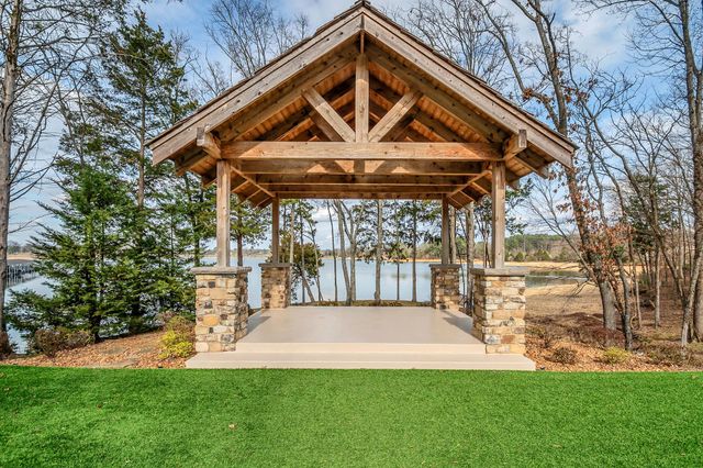 155 Hammock Dr, Winchester, TN 37398