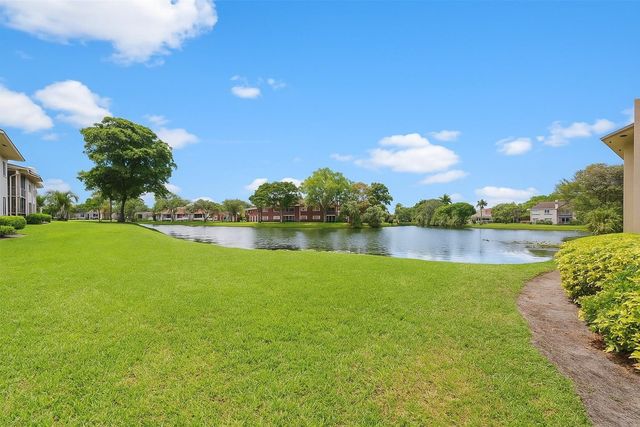2850 Forest Hills Boulevard 204, Coral Springs, FL 33065
