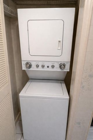 2850 Forest Hills Boulevard 204, Coral Springs, FL 33065