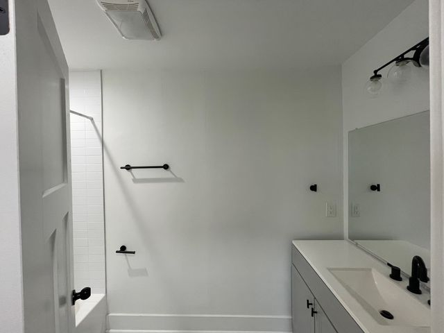 1132 Peter Pan St, Madison, TN 37115