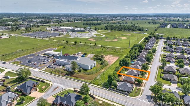 3905 Amour Drive, Rogers, AR 72758
