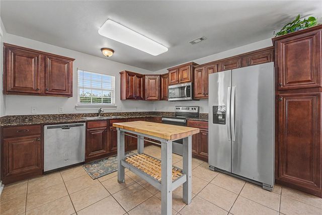 3905 Amour Drive, Rogers, AR 72758