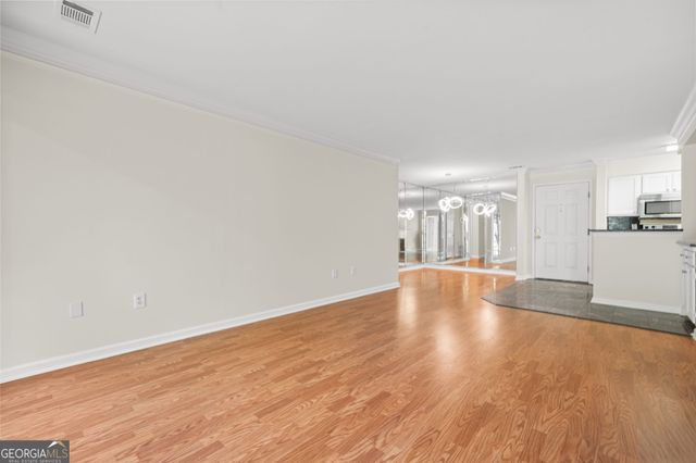 23203 Plantation Drive NE 203, Atlanta, GA 30324
