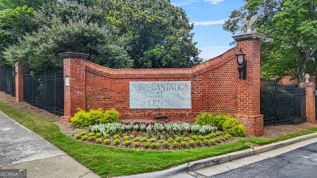 23203 Plantation Drive NE 203, Atlanta, GA 30324