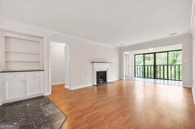 23203 Plantation Drive NE 203, Atlanta, GA 30324