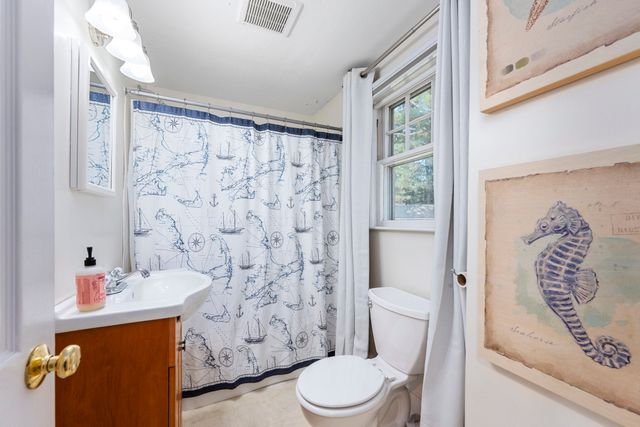 466 Old Mill Rd, Barnstable, MA 02655