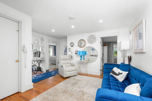 466 Old Mill Rd, Barnstable, MA 02655