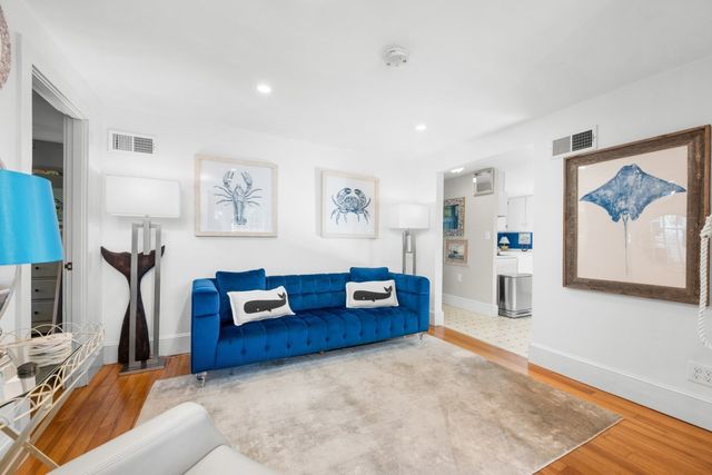 466 Old Mill Rd, Barnstable, MA 02655