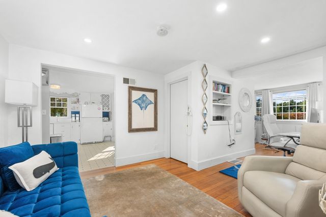 466 Old Mill Rd, Barnstable, MA 02655