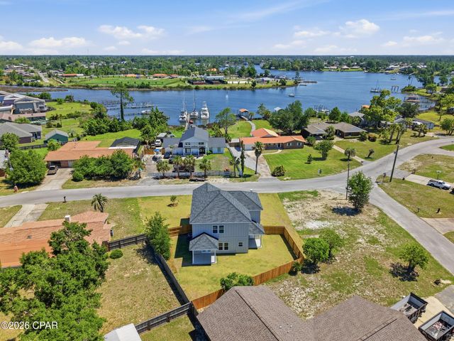 6828 Hugh Drive, Panama City, FL 32404