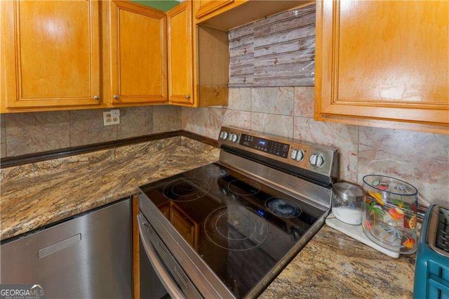 2523 Bradford Square NE, Atlanta, GA 30345