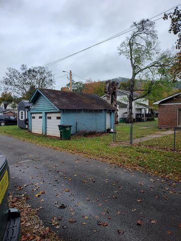 209 4th Street, South Pittsburg, TN 37380