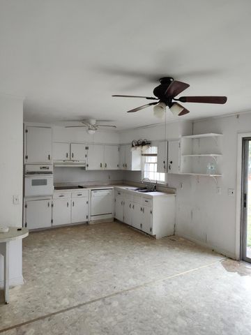 209 4th Street, South Pittsburg, TN 37380