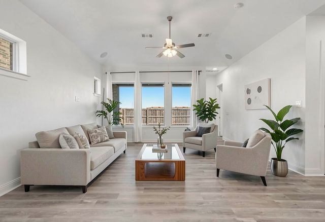 523 Paddock Way, Irving, TX 75039