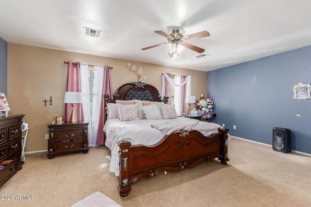 Image 20 of property listing at 3013 S 84TH Drive, Tolleson, AZ 85353