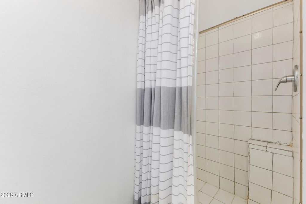 Image 22 of property listing at 3013 S 84TH Drive, Tolleson, AZ 85353