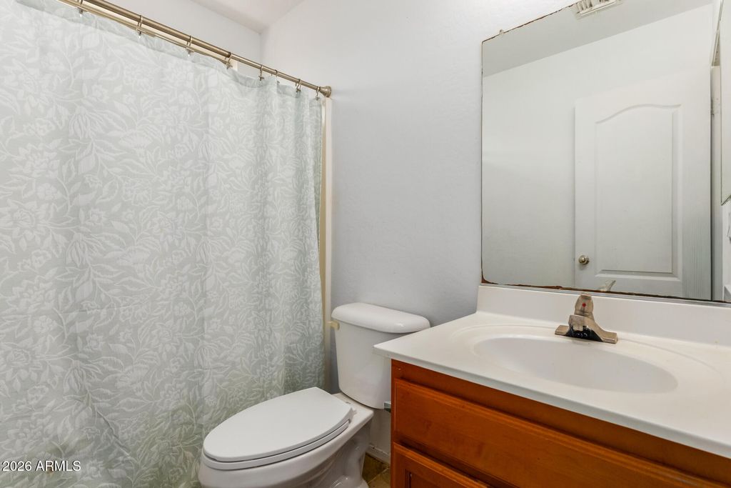 Image 25 of property listing at 3013 S 84TH Drive, Tolleson, AZ 85353