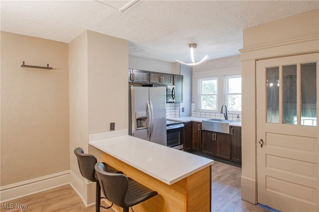 670 Euclid Avenue, Akron, OH 44307