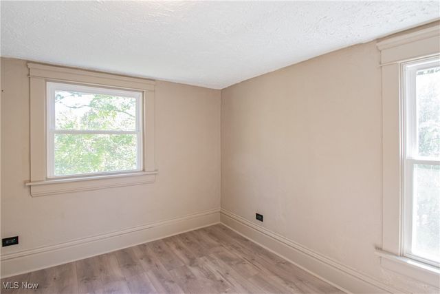 670 Euclid Avenue, Akron, OH 44307