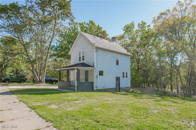 670 Euclid Avenue, Akron, OH 44307