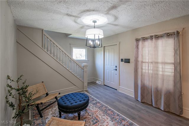 670 Euclid Avenue, Akron, OH 44307