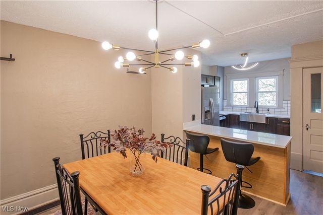 670 Euclid Avenue, Akron, OH 44307