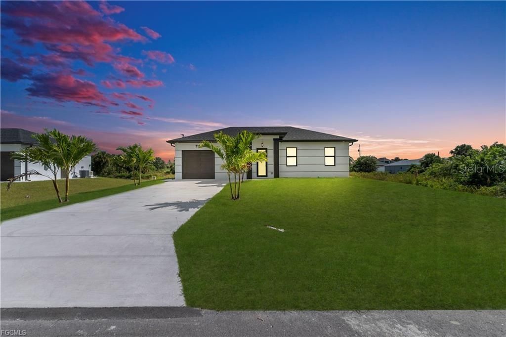 Image 38 of property listing at 711 ROMA AVENUE S, Lehigh Acres, FL 33974
