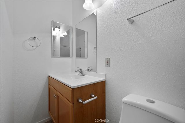 1911 N Summit, Pasadena, CA 91103