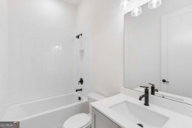 1335 Autumn Lake Drive SW, Gainesville, GA 30504