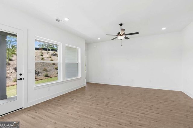 1335 Autumn Lake Drive SW, Gainesville, GA 30504