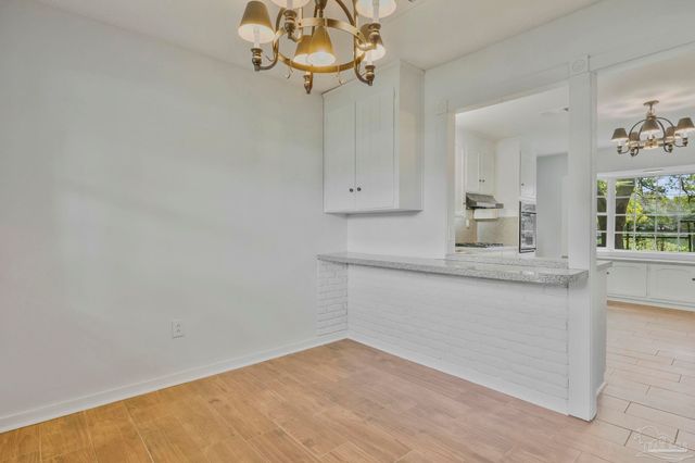 669 Carlton Rd, Pensacola, FL 32534