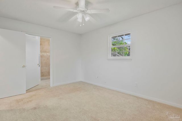 669 Carlton Rd, Pensacola, FL 32534