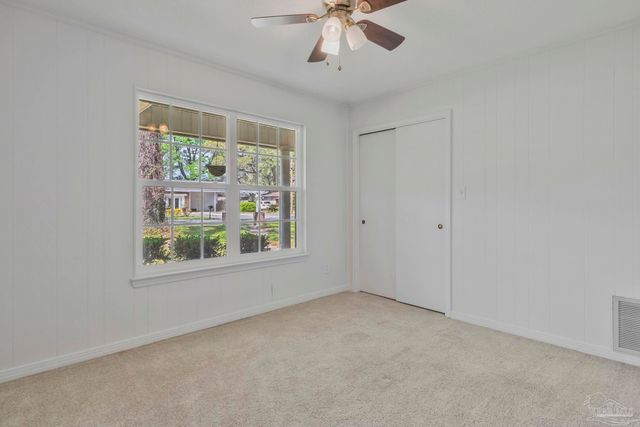 669 Carlton Rd, Pensacola, FL 32534