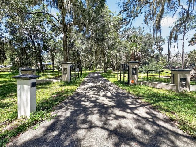 10639 SE SUNSET HARBOR ROAD, Summerfield, FL 34491