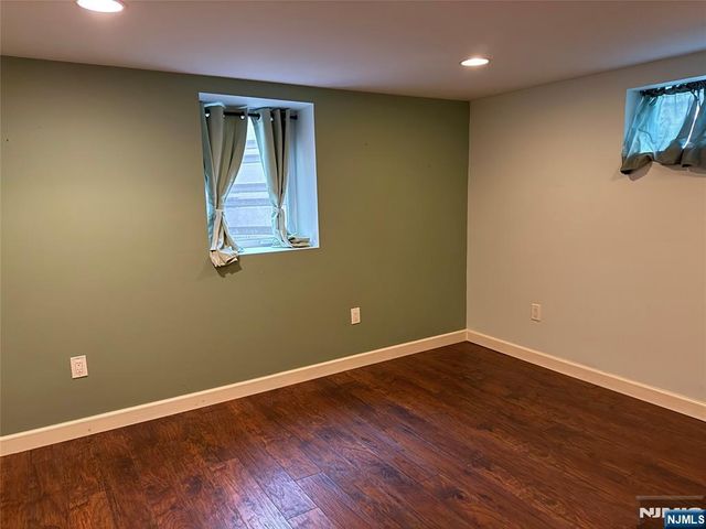 71 Boulevard, Hasbrouck Heights, NJ 07604