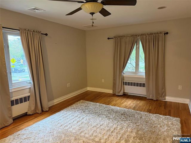 71 Boulevard, Hasbrouck Heights, NJ 07604