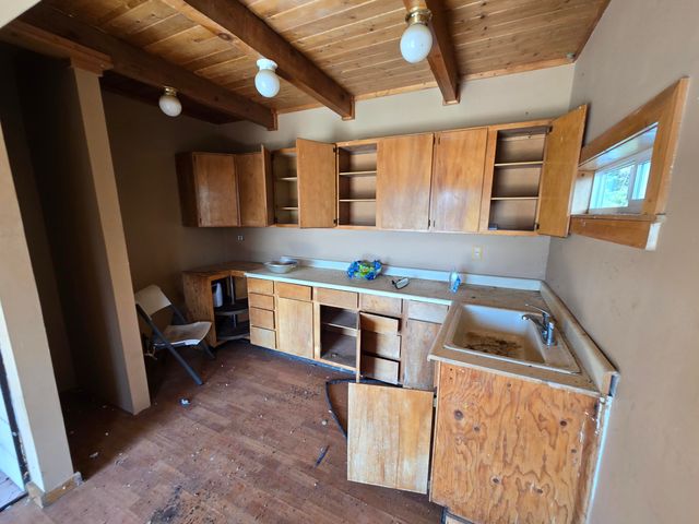 1063 Wool Mt Road, Zenia, CA 95595