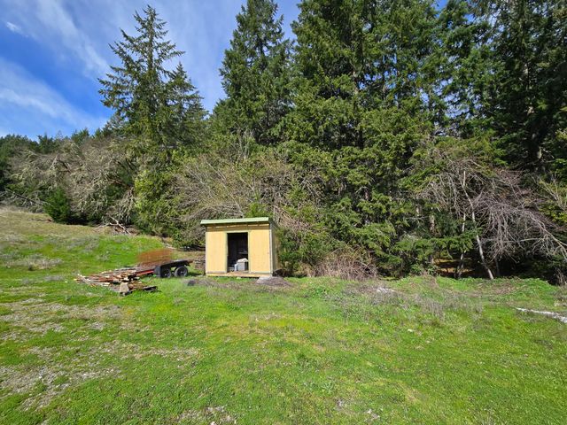 1063 Wool Mt Road, Zenia, CA 95595