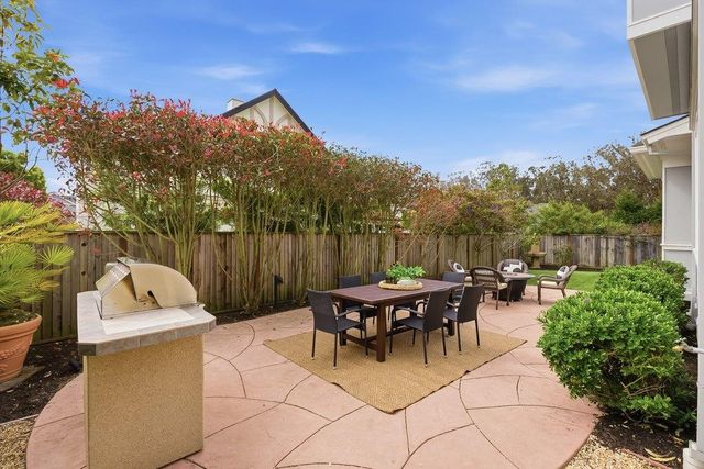 231 Bayhill Road, Half Moon Bay, CA 94019