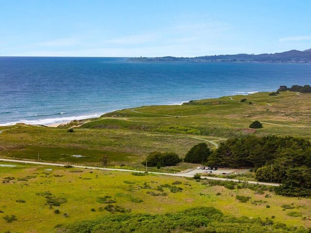 231 Bayhill Road, Half Moon Bay, CA 94019